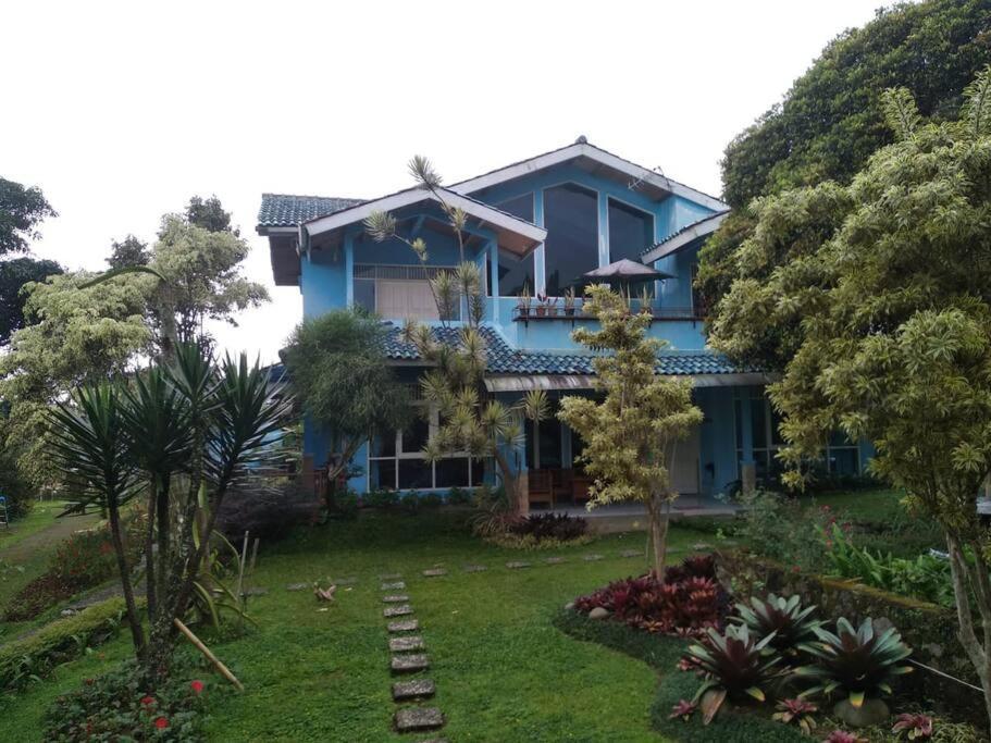 Garden Villas Cipanas Sindanglaya 外观 照片